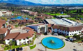 Rosa Agustina Conference Resort